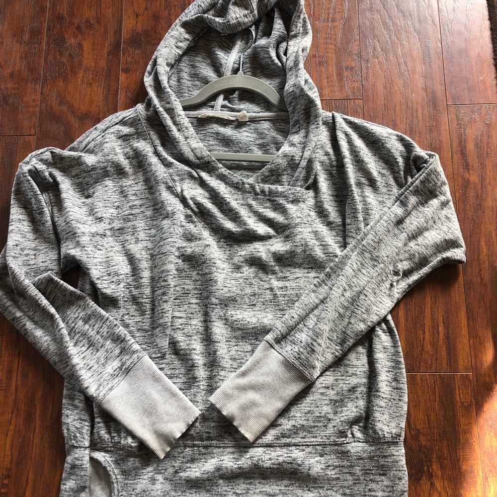 Athleta Batwing Robin Hoodie - Marled Gray - Size M
